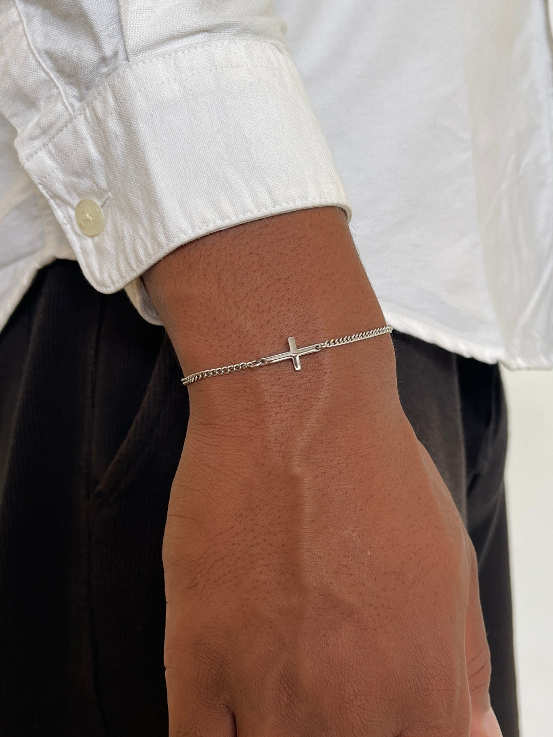 CROSS BRACELET | Silver